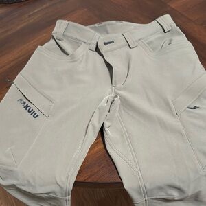 KUIU Gray Cargo Pants for Outdoor Adventures